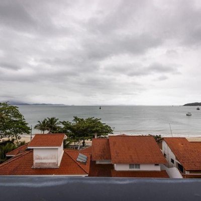 Apartamentos com 151m², 3 quartos, 3 suítes, 2 garagens, no bairro Cachoeira Do Bom Jesus em Florianópolis