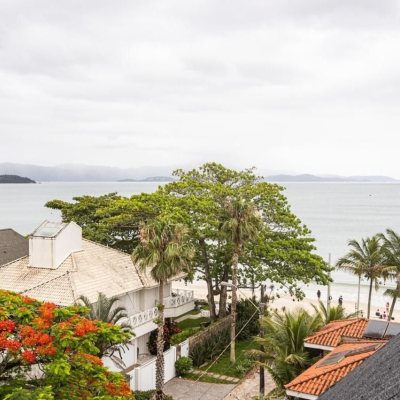 Apartamentos com 151m², 3 quartos, 3 suítes, 2 garagens, no bairro Cachoeira Do Bom Jesus em Florianópolis