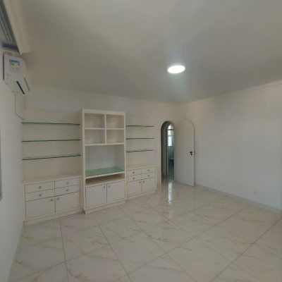 Apartamentos com 214m², 4 quartos, 2 suítes, 2 garagens, no bairro Centro em Florianópolis