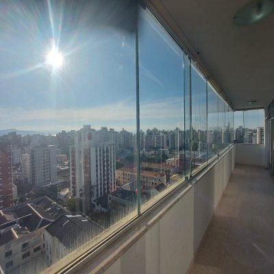 Apartamentos com 214m², 4 quartos, 2 suítes, 2 garagens, no bairro Centro em Florianópolis
