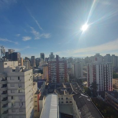 Apartamentos com 214m², 4 quartos, 2 suítes, 2 garagens, no bairro Centro em Florianópolis