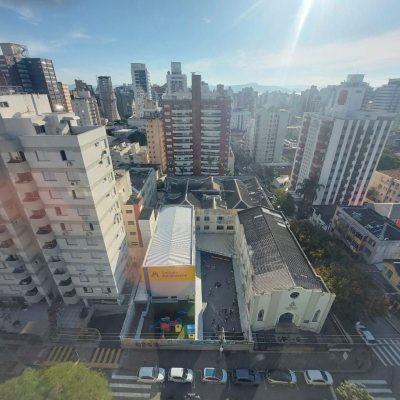 Apartamentos com 214m², 4 quartos, 2 suítes, 2 garagens, no bairro Centro em Florianópolis