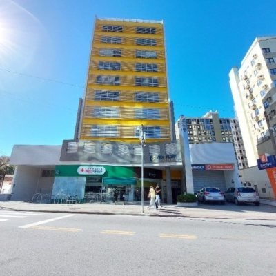 Sala com 35m², 1 garagem, no bairro Trindade em Florianópolis