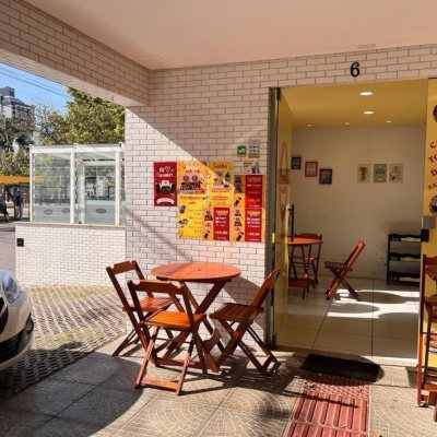 Loja com 56m², no bairro Kobrasol em São José