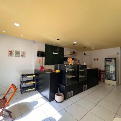 Loja com 56m², no bairro Kobrasol em São José