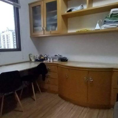 Apartamentos com 143m², 4 quartos, 1 suíte, 3 garagens, no bairro Centro em Florianópolis