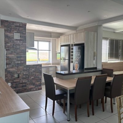 Apartamentos com 57m², 2 quartos, 1 garagem, no bairro Jardim Cidade De Florianópolis em São José