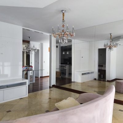 Apartamentos com 120m², 3 quartos, 1 suíte, 2 garagens, no bairro Centro em Florianópolis