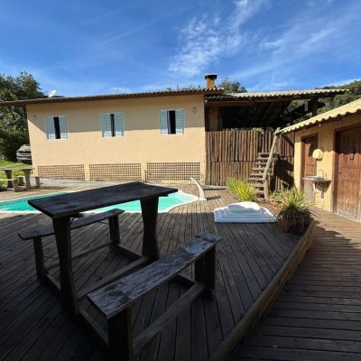 Sitio com 200m², no bairro Potecas em São José