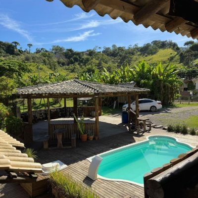 Sitio com 200m², no bairro Potecas em São José