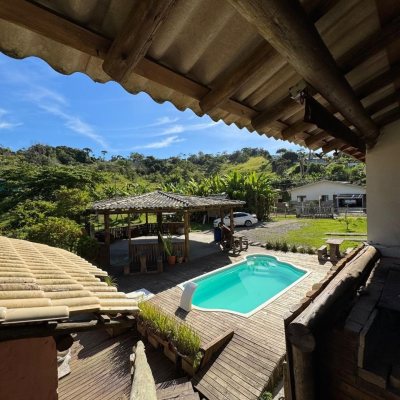 Sitio com 200m², no bairro Potecas em São José