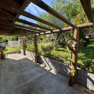 Sitio com 200m², no bairro Potecas em São José