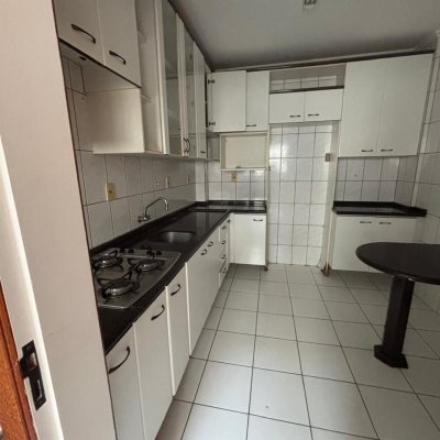 Apartamentos com 71m², 2 quartos, 1 garagem, no bairro Campinas em São José