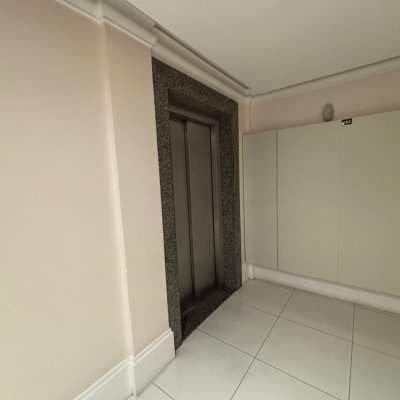 Apartamentos com 71m², 2 quartos, 1 garagem, no bairro Campinas em São José