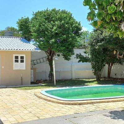 Terrenos Residenciais com 825m², no bairro Balneário em Florianópolis