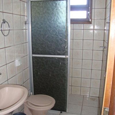 Casa Residencial com 384m², 5 quartos, 4 garagens, no bairro Ingleses do Rio Vermelho em Florianópolis