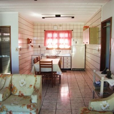 Casa Residencial com 384m², 5 quartos, 4 garagens, no bairro Ingleses do Rio Vermelho em Florianópolis