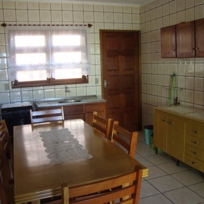 Casa Residencial com 384m², 5 quartos, 4 garagens, no bairro Ingleses do Rio Vermelho em Florianópolis