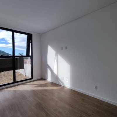 Apartamentos com 51m², 2 quartos, 1 garagem, no bairro Ingleses em Florianópolis