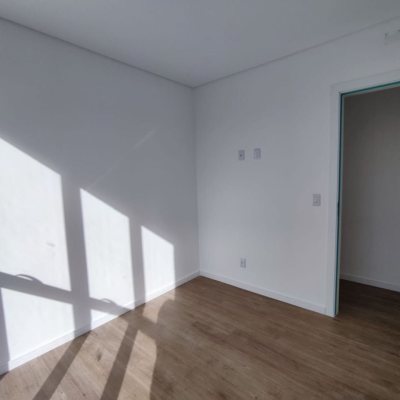 Apartamentos com 49m², 2 quartos, 1 garagem, no bairro Ingleses em Florianópolis