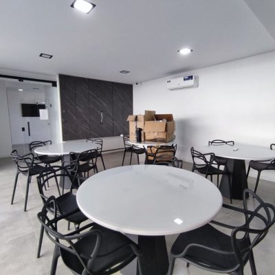 Apartamentos com 49m², 2 quartos, 1 garagem, no bairro Ingleses em Florianópolis