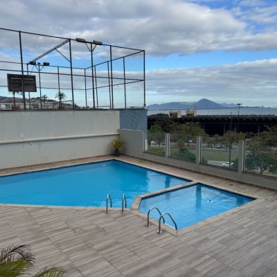 Apartamentos com 81m², 3 quartos, 1 suíte, 1 garagem, no bairro Centro em Florianópolis