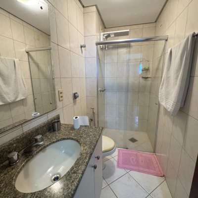 Apartamentos com 81m², 3 quartos, 1 suíte, 1 garagem, no bairro Centro em Florianópolis