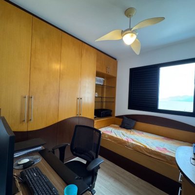 Apartamentos com 81m², 3 quartos, 1 suíte, 1 garagem, no bairro Centro em Florianópolis