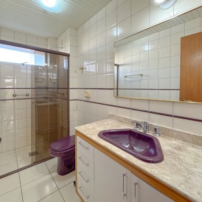 Apartamentos com 113m², 3 quartos, 1 suíte, 2 garagens, no bairro Centro em Florianópolis