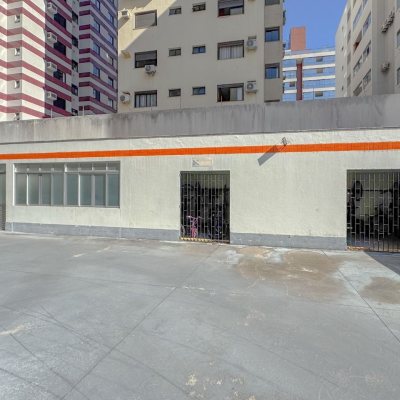 Apartamentos com 113m², 3 quartos, 1 suíte, 2 garagens, no bairro Centro em Florianópolis