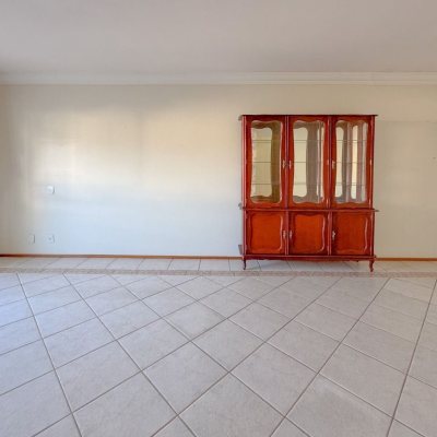 Apartamentos com 113m², 3 quartos, 1 suíte, 2 garagens, no bairro Centro em Florianópolis