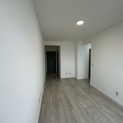Apartamentos com 55m², 2 quartos, 1 garagem, no bairro Nossa Senhora Do Rosário em São José
