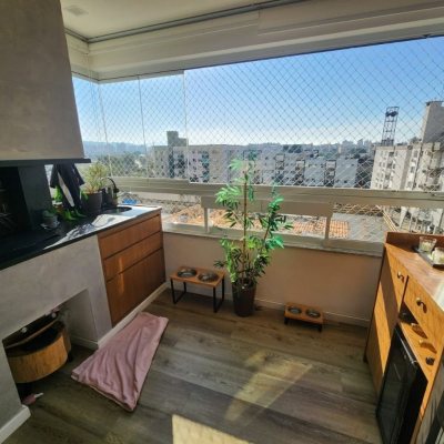 Apartamentos com 111m², 3 quartos, 1 suíte, 4 garagens, no bairro Abraão em Florianópolis