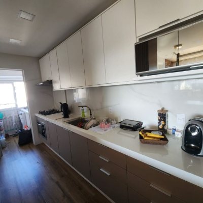 Apartamentos com 111m², 3 quartos, 1 suíte, 4 garagens, no bairro Abraão em Florianópolis