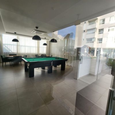 Apartamentos com 111m², 3 quartos, 1 suíte, 4 garagens, no bairro Abraão em Florianópolis