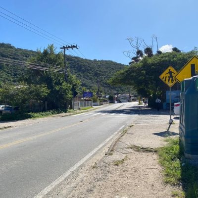 Terreno Comercial/Residencial com 2431m², no bairro Armação Do Pântano Do Sul em Florianópolis