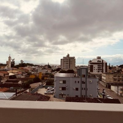 Apartamentos com 170m², 2 quartos, 1 suíte, 2 garagens, no bairro Balneário em Florianópolis