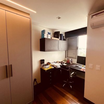 Apartamentos com 170m², 2 quartos, 1 suíte, 2 garagens, no bairro Balneário em Florianópolis