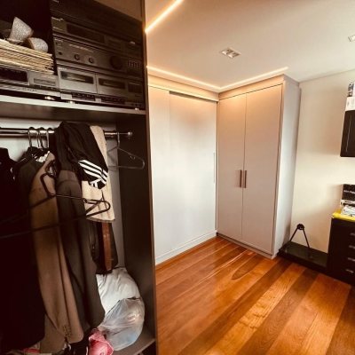 Apartamentos com 170m², 2 quartos, 1 suíte, 2 garagens, no bairro Balneário em Florianópolis