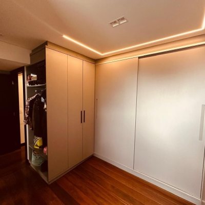 Apartamentos com 170m², 2 quartos, 1 suíte, 2 garagens, no bairro Balneário em Florianópolis