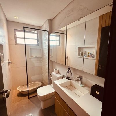 Apartamentos com 170m², 2 quartos, 1 suíte, 2 garagens, no bairro Balneário em Florianópolis