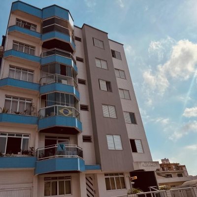 Apartamentos com 170m², 2 quartos, 1 suíte, 2 garagens, no bairro Balneário em Florianópolis