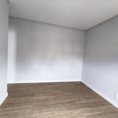 Apartamentos com 113m², 3 quartos, 1 suíte, 2 garagens, no bairro Centro em Florianópolis