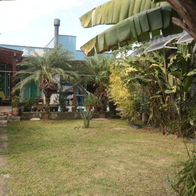 Casa Residencial com 187m², 3 quartos, 4 garagens, no bairro Açores em Florianópolis