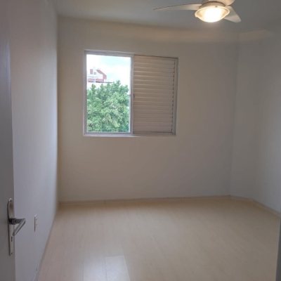 Cobertura com 144m², 3 quartos, 1 suíte, 2 garagens, no bairro Canto em Florianópolis