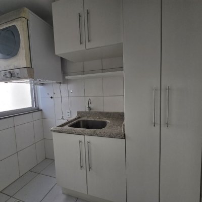 Cobertura com 197m², 2 quartos, 1 suíte, 2 garagens, no bairro Centro em Florianópolis