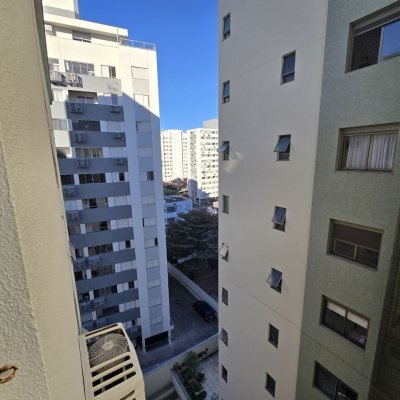 Cobertura com 197m², 2 quartos, 1 suíte, 2 garagens, no bairro Centro em Florianópolis