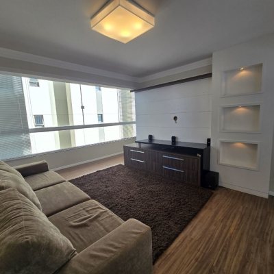 Cobertura com 197m², 2 quartos, 1 suíte, 2 garagens, no bairro Centro em Florianópolis