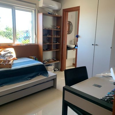 Casa Residencial com 105m², 3 quartos, 1 suíte, 1 garagem, no bairro Campeche em Florianópolis