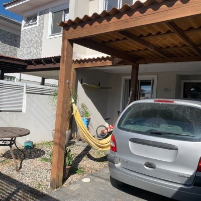Casa Residencial com 105m², 3 quartos, 1 suíte, 1 garagem, no bairro Campeche em Florianópolis